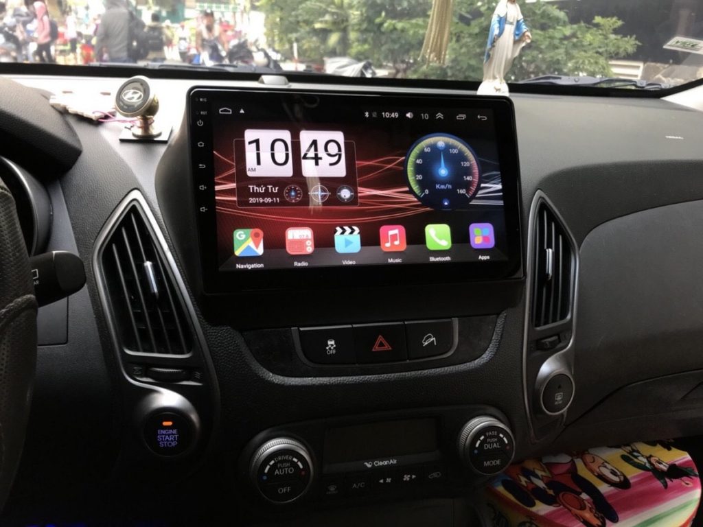 man hinh o to android