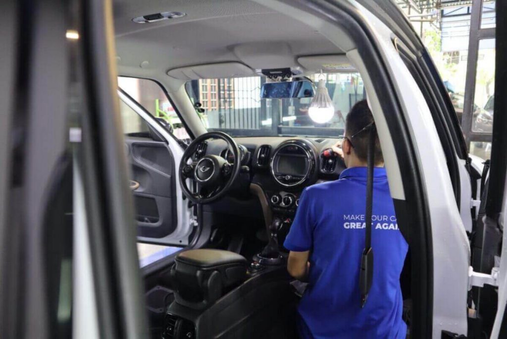 ve sinh dieu hoa o to